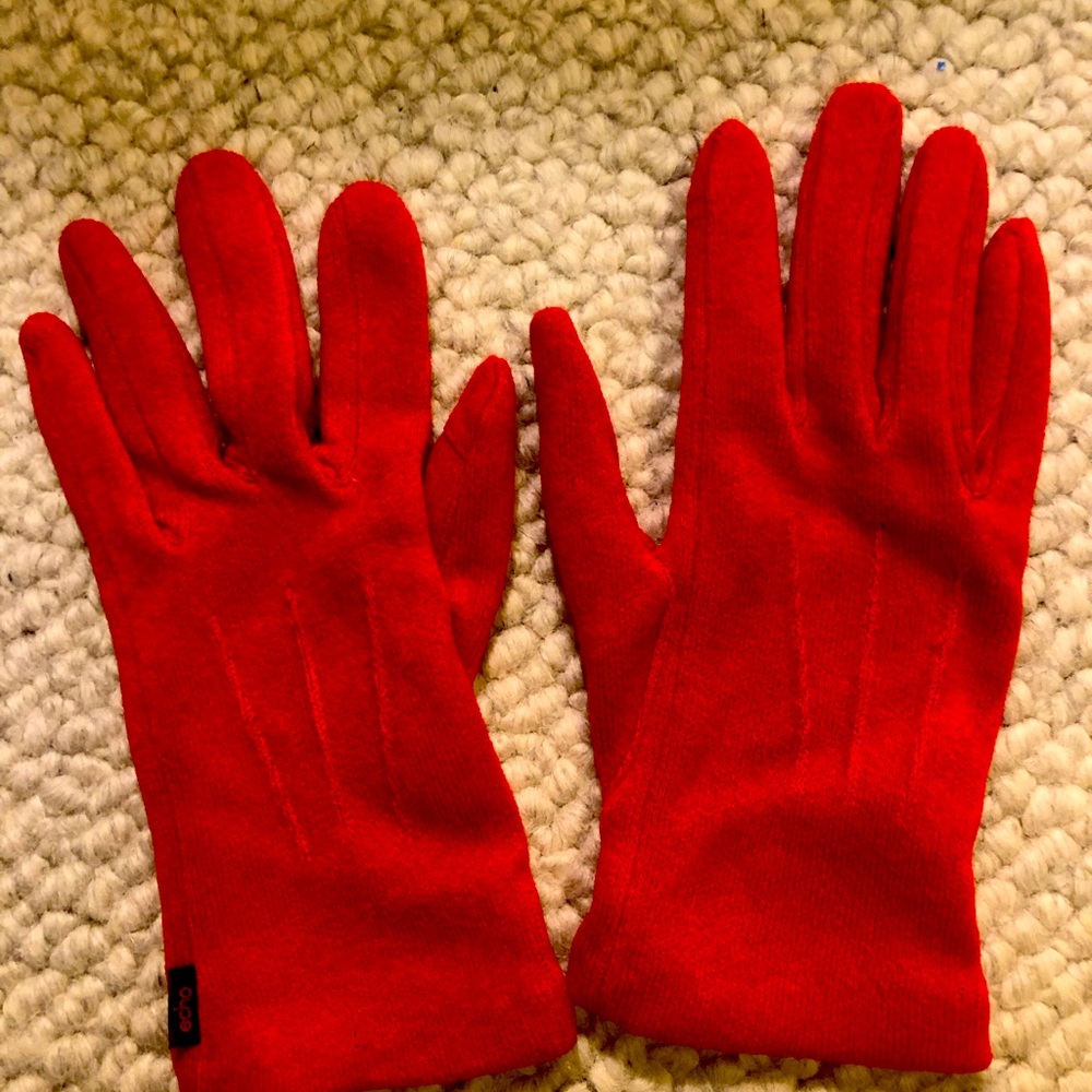 Red Gloves with leather detail